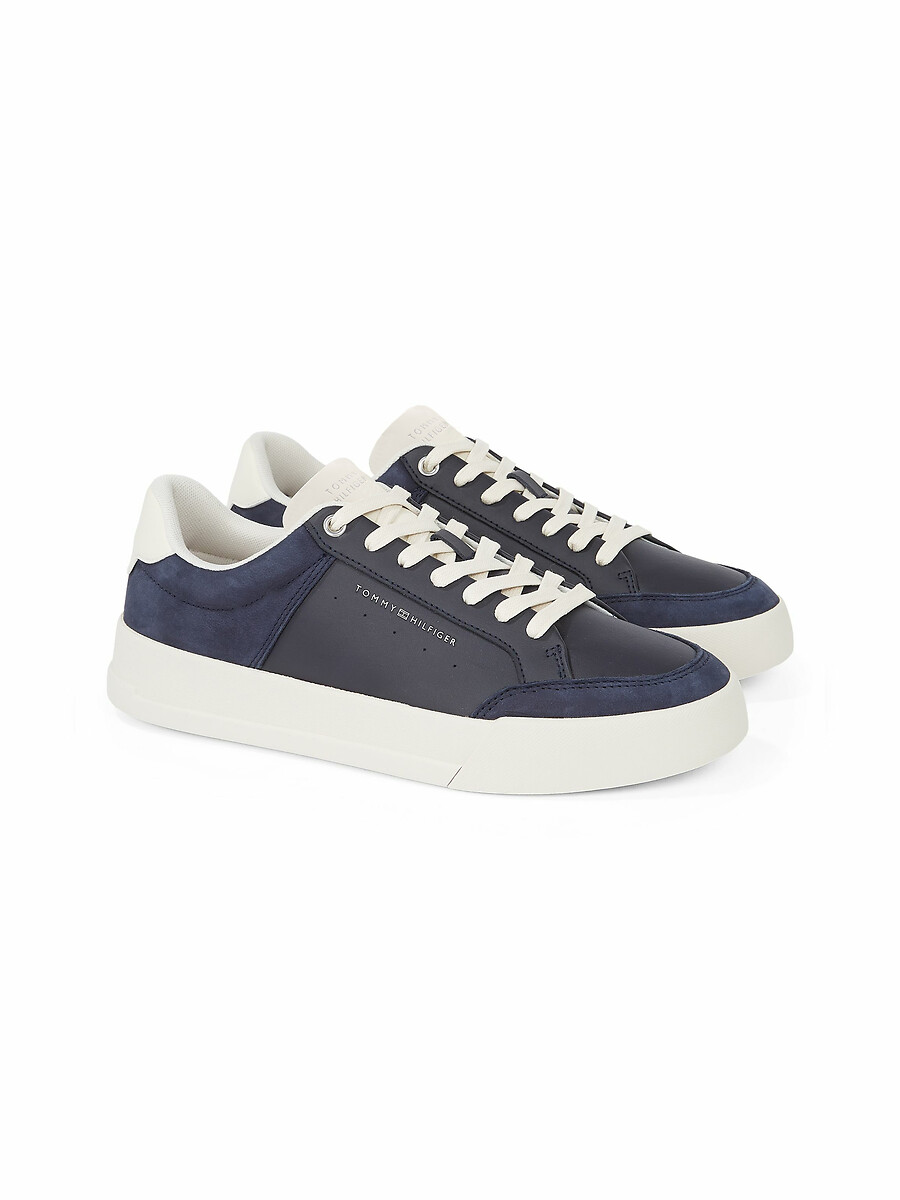 TOMMY HILFIGER<br>Tênis Court em nobuck