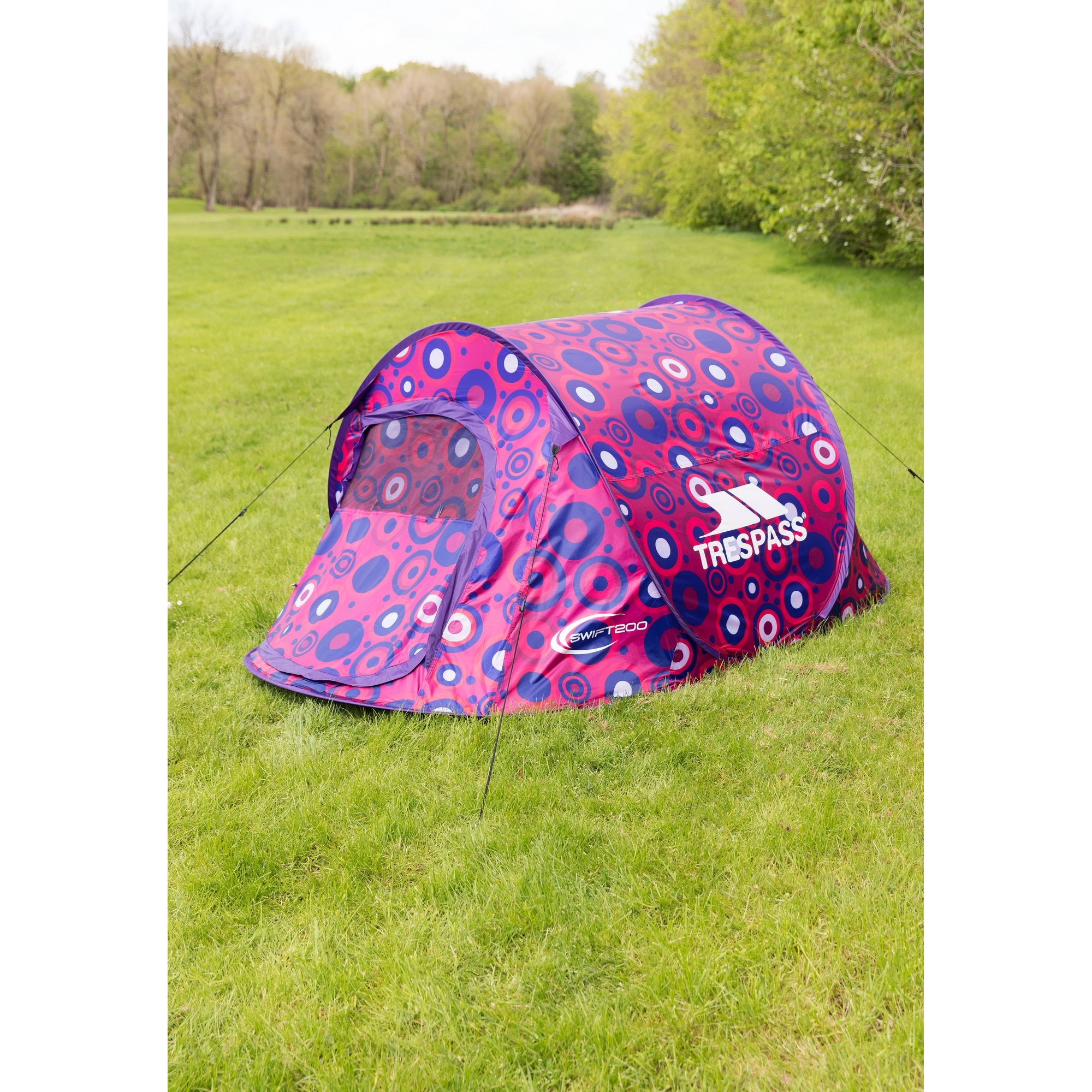 Tenda instantânea Trespass Swift para 2 pessoas com estampa.