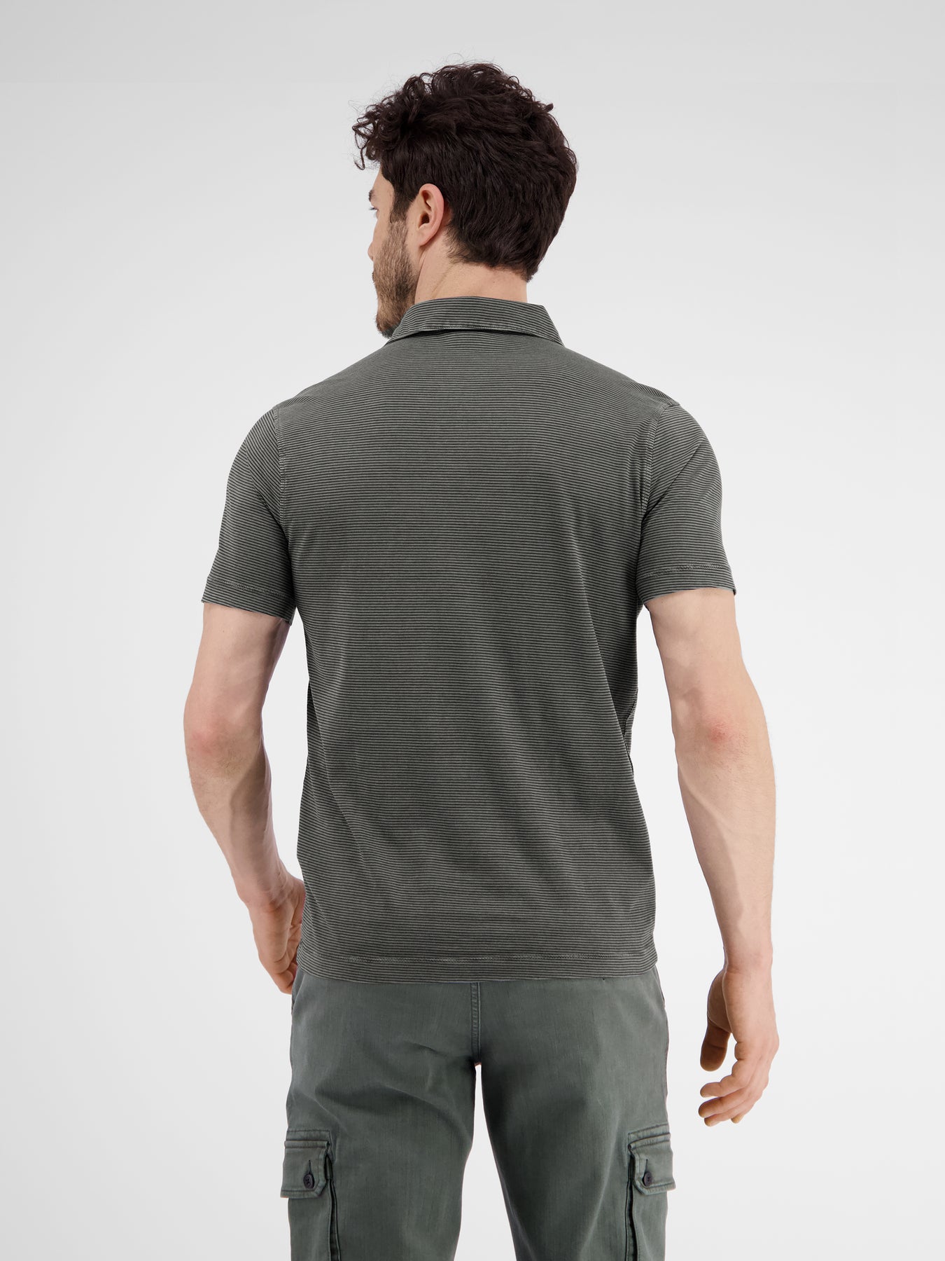 Poloshirt in Finelineroptik