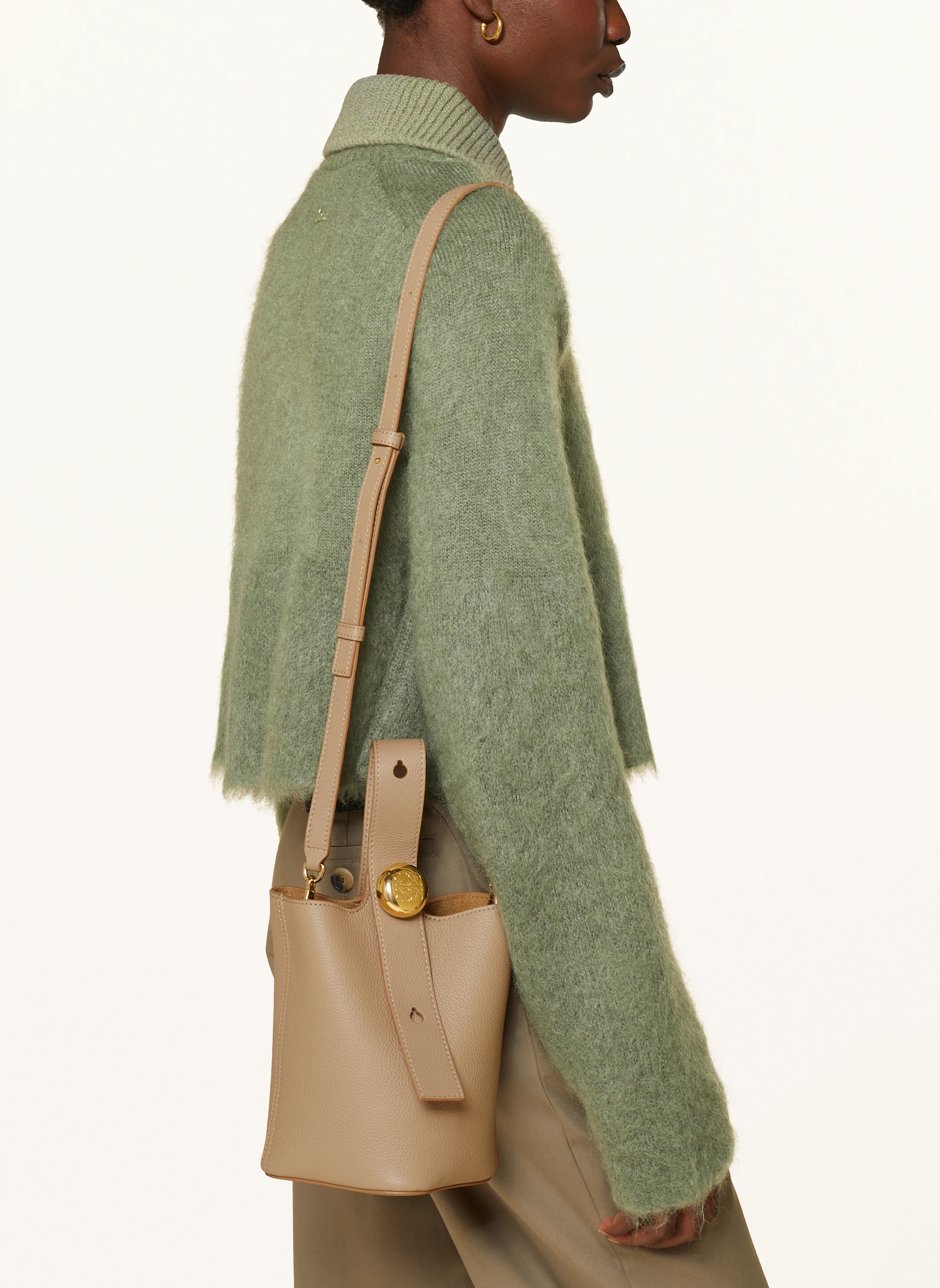 LOEWE Umhängetasche PEBBLE