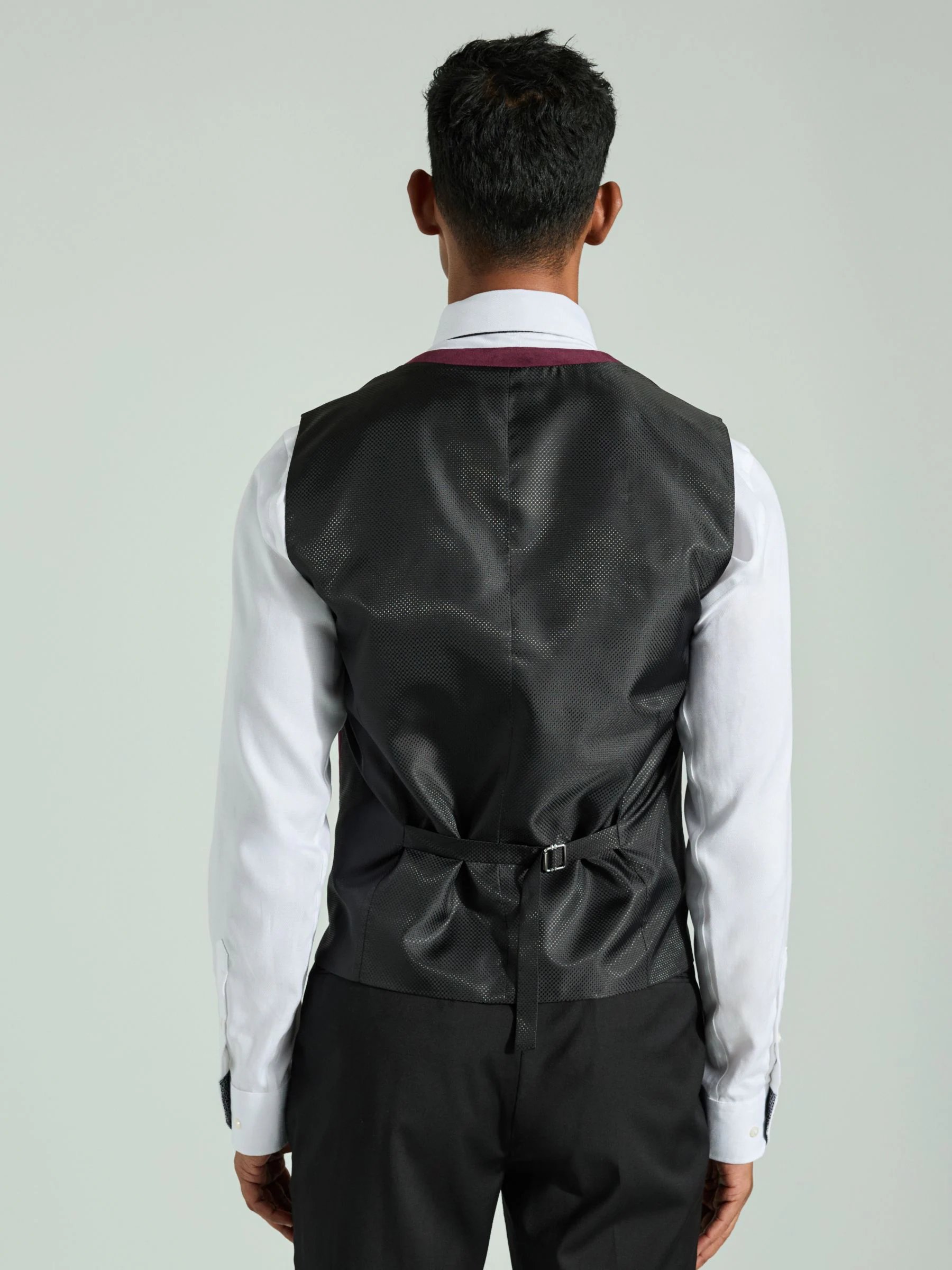 Bordeauxrood - Fluwelen gilet met patroon
