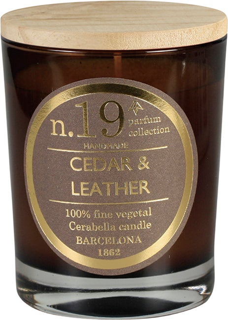 Cerabella geurkaars Cedar & Leather houtachtig 40 uur D 8 H 12 cm