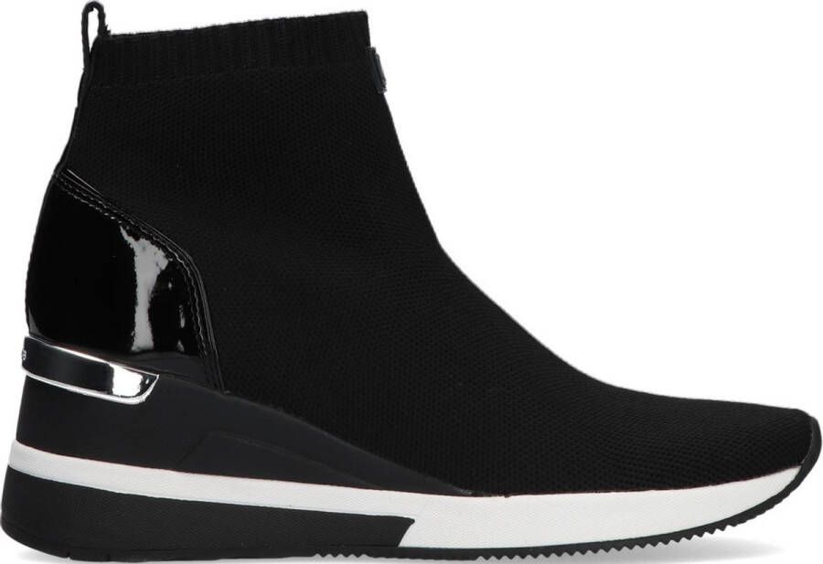 Michael Kors Skyler sneaker met gebreid bovenwerk en lak details