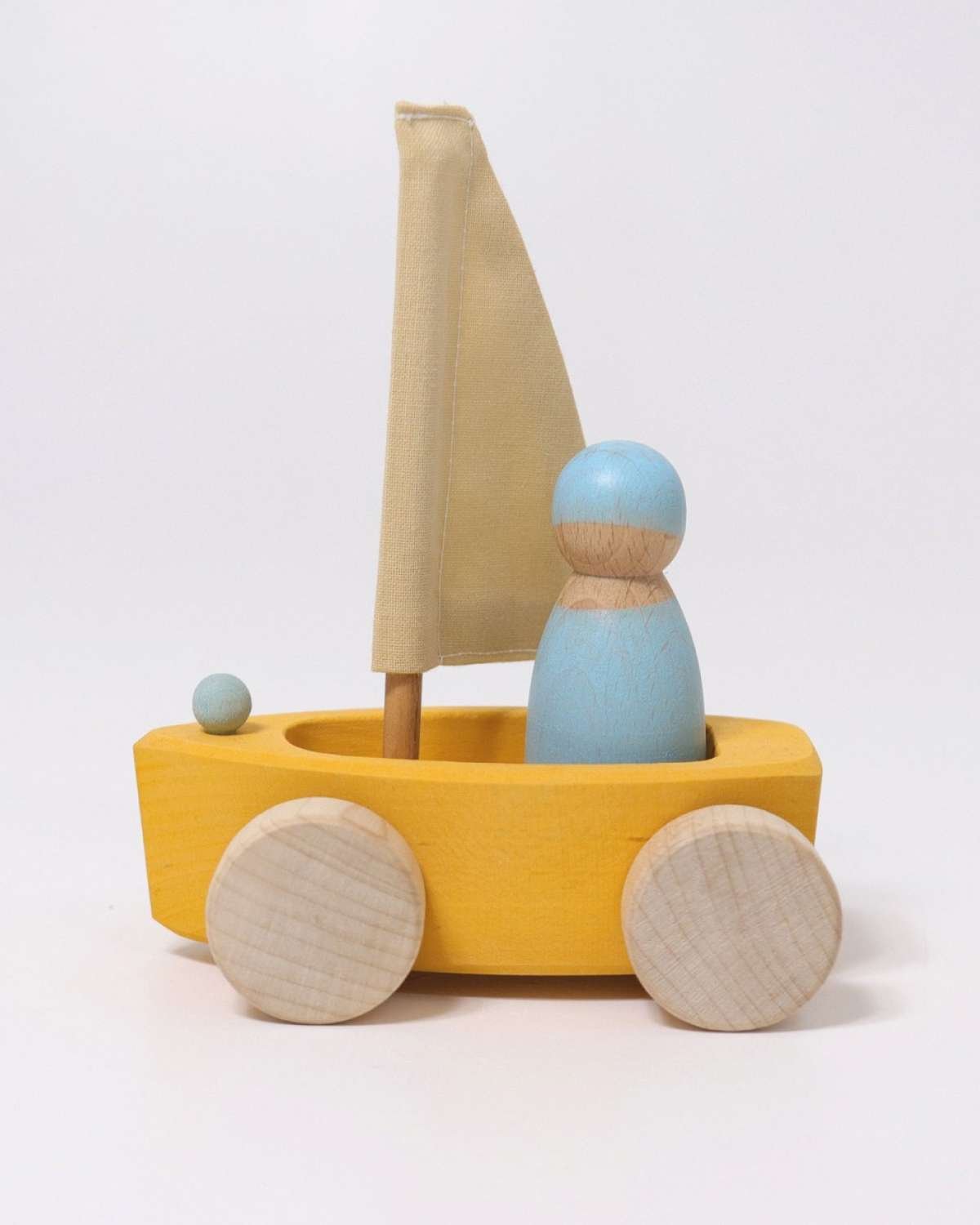 Lekebil og Båt M/ Figur – Treleke som Flyter i Vann | Little Land Yacht