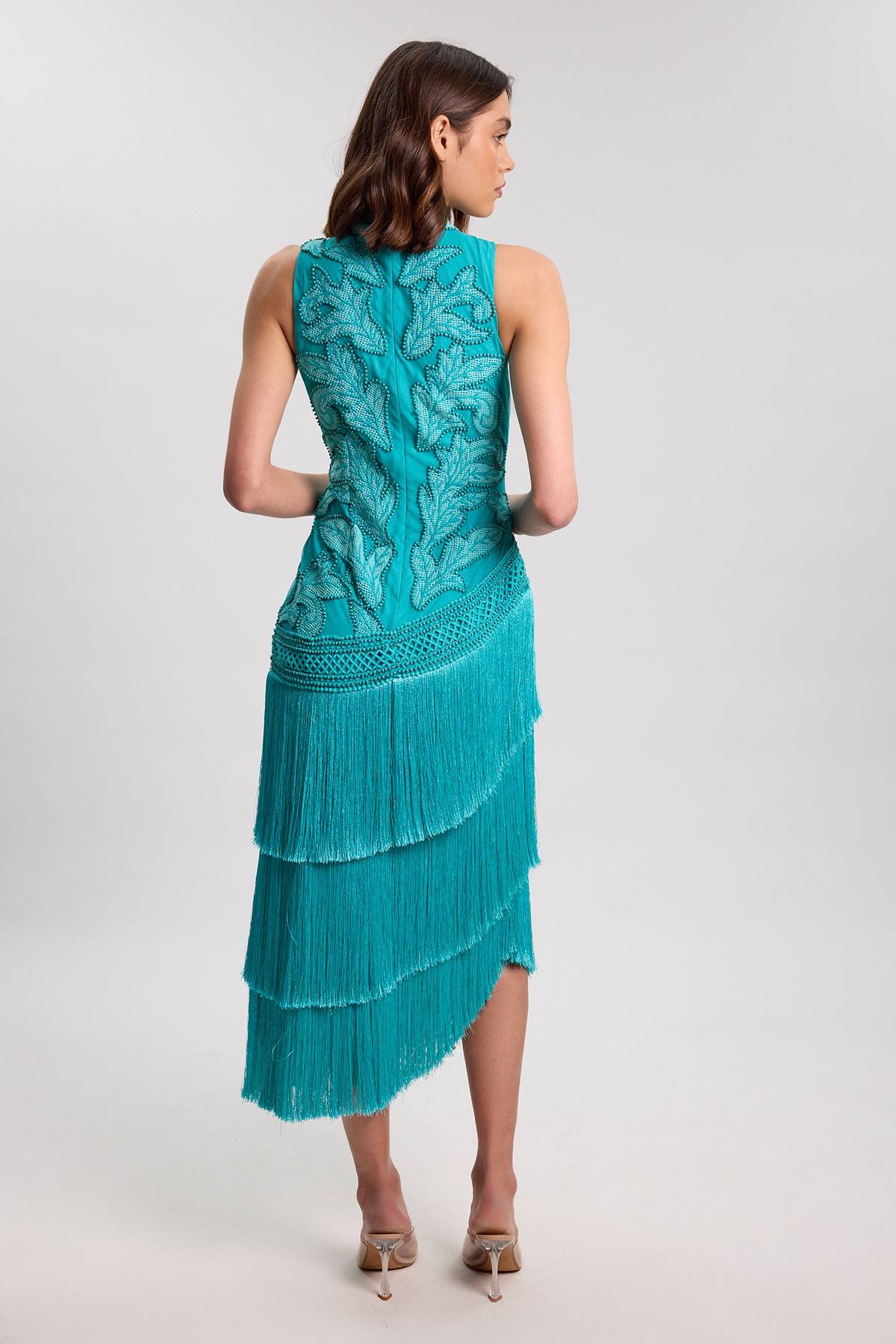 KarenMillen Robe Longue Tissée Asymétrique À Franges Et Perles Avec Encolure Dos-nu
