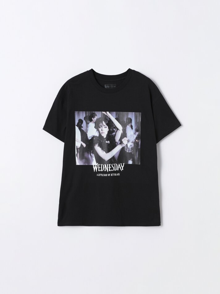 Camiseta WEDNESDAY 2022™MGM Television Entertainment Inc - Preta