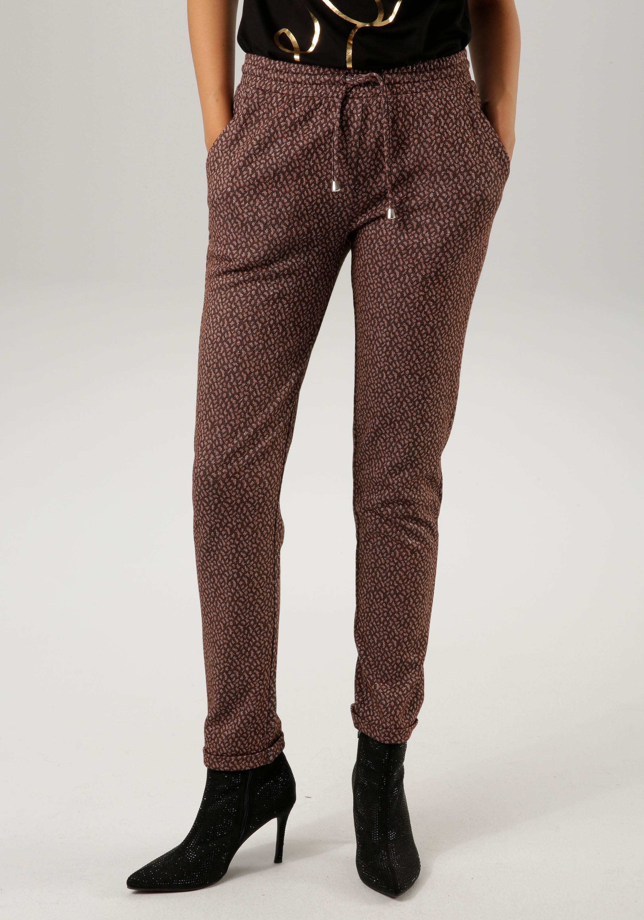 Aniston CASUAL Schlupfhose  mit Glitzerfäden verzierter Alloverdruck