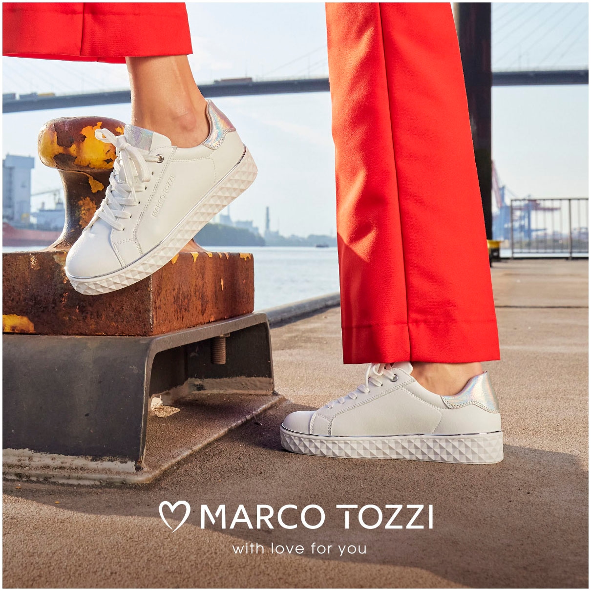 MARCO TOZZI Plateausneaker  mit tollen Metallic-Details, Freizeitschuh, Halbschuh, Schnürschuh