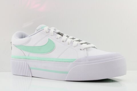 Nike Schnürschuhe