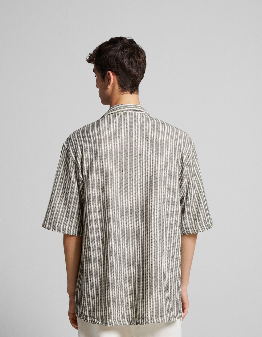 Camisa rústica listrada de manga curta