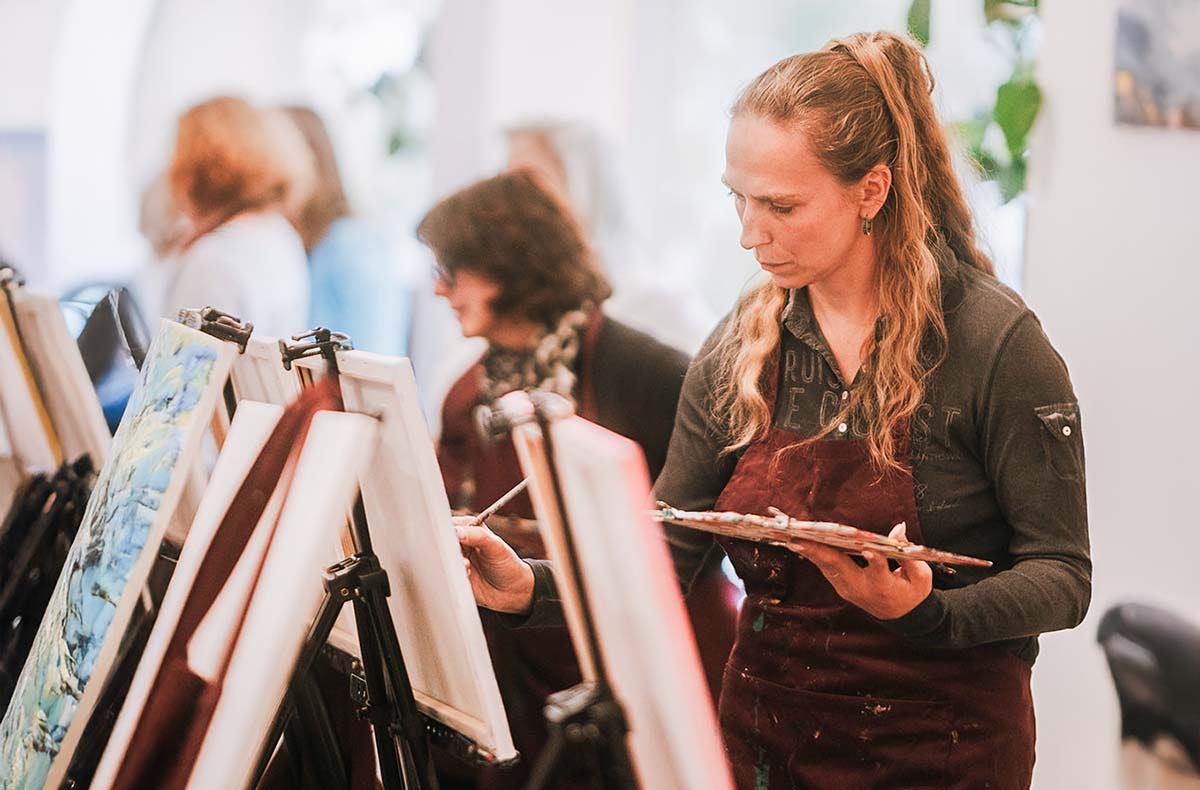 Paint & Drink mit Strukturpaste München