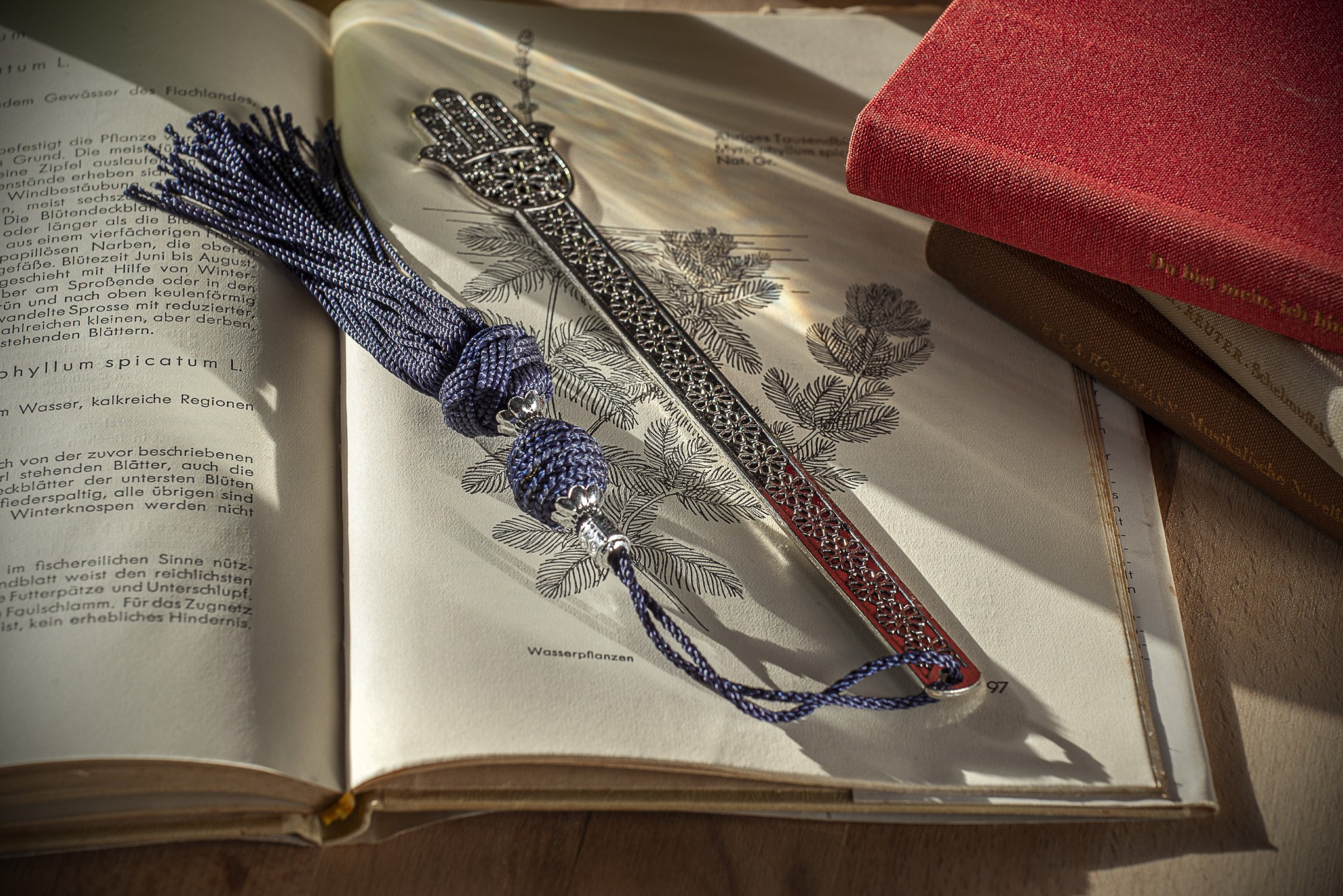 Lesezeichen 'Fatima' mit Troddel, blau, L 18 cm, B 3 cm günstig bestellen
