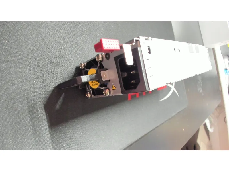 [OUTLET] - HPE Aruba X372 - Strømforsyning - hurtigstik/redundant - AC 100-240 V - 680 Watt - for HPE Aruba 2930M 24, 2930M 24G, 2930M 40G, 2930M 48G, 3810M 24G, 3810M 40G, 3810M 48G