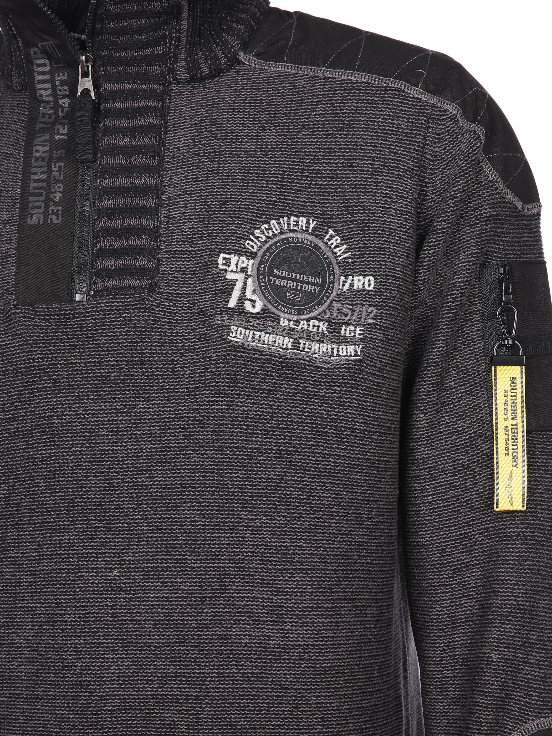 Herren Stricktroyer mit vielen Details