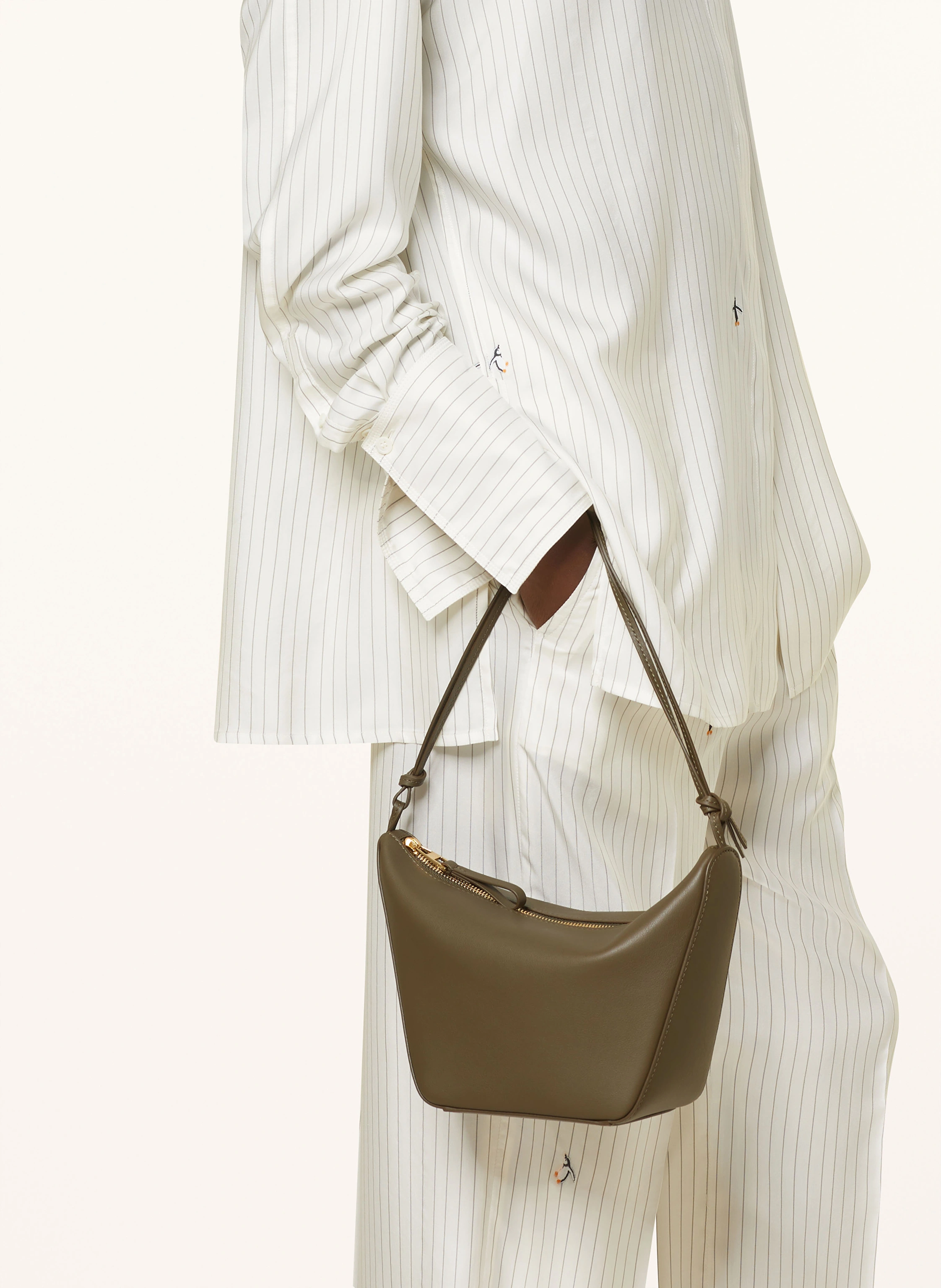 LOEWE Umhängetasche HAMMOCK MINI