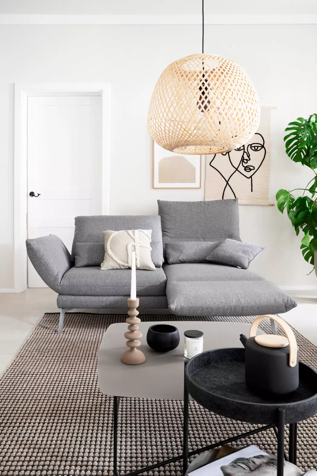 Sofa Spin