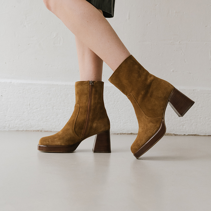 Boots à plateformes  en croute tabac
