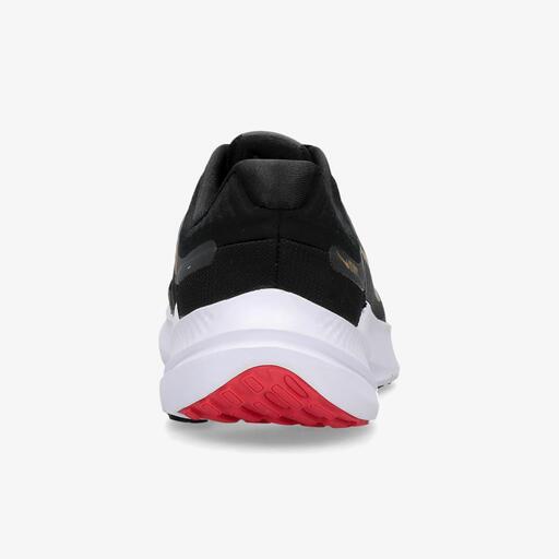 Nike Quest 5