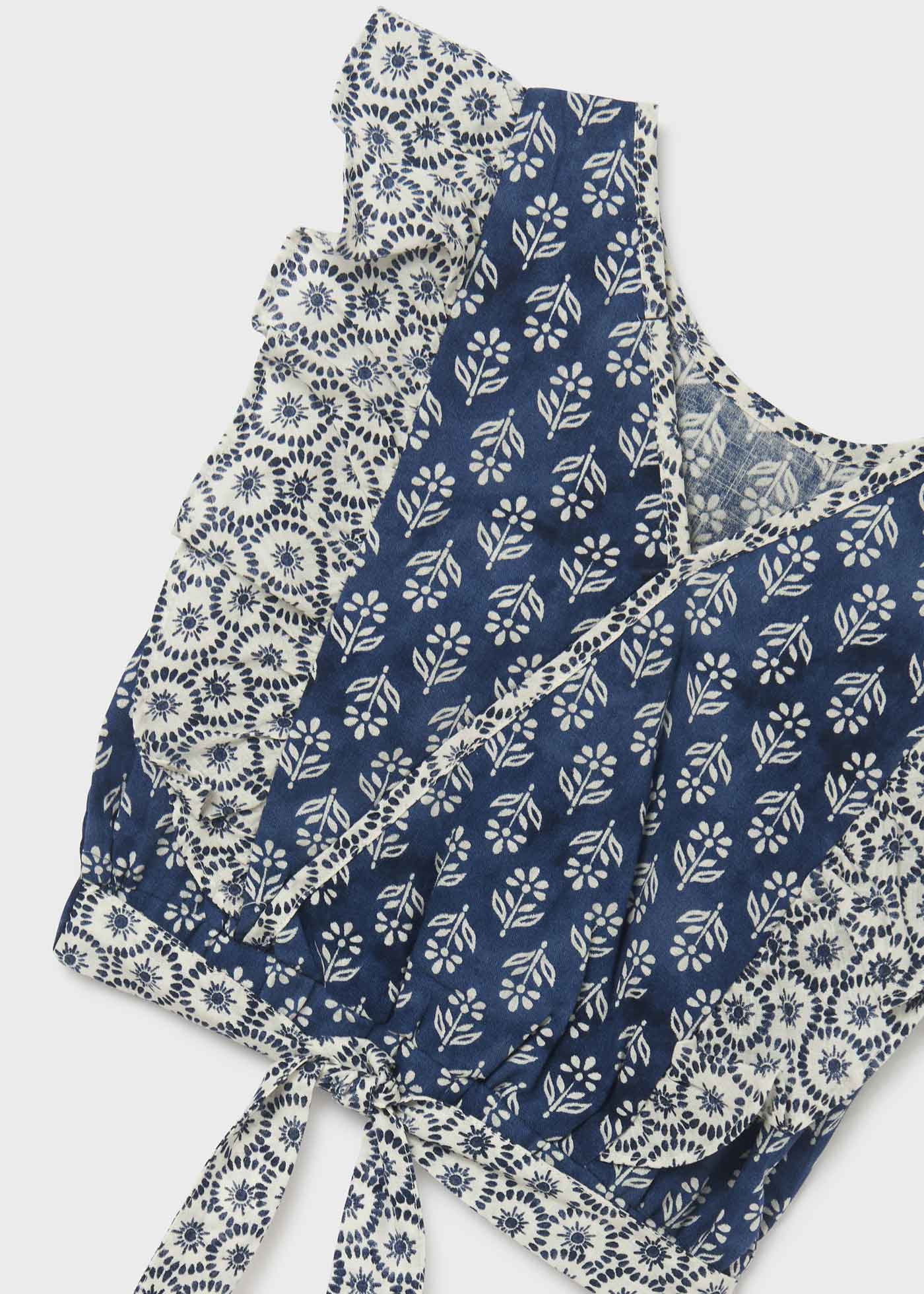Blusa de algodão com babados para meninas