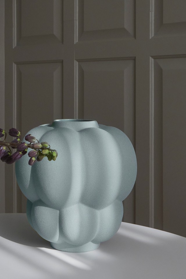 AYTM - UVA vase Medium Ø26 - Mint