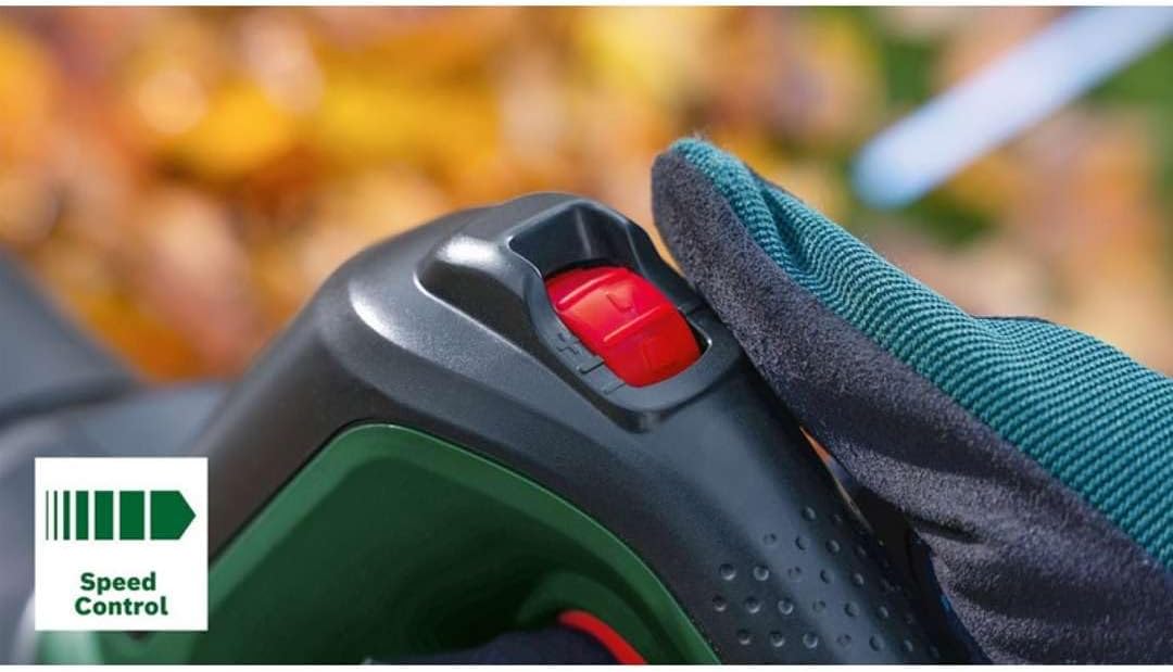 Bosch Akku-Laubbläser AdvancedLeafBlower 36V-750 (ohne Akku, 36 Volt System, zum Entfernen hartnäckiger Blätter auf großen Flächen, Gewicht: 2,8 kg) - Testnote: sehr gut (Magazin: selbst ist der Mann)