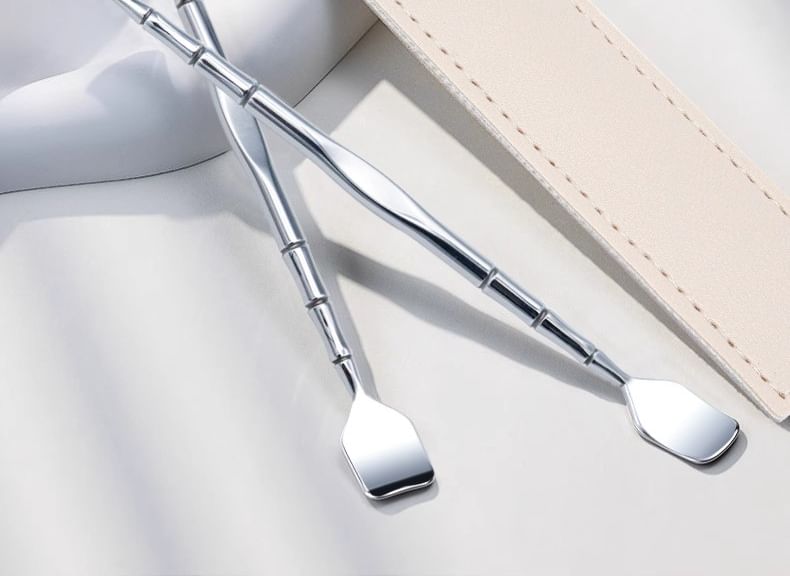 Miumi - Set van 2: RVS mee-eter schraper + kunstleren hoes (verschillende designs)