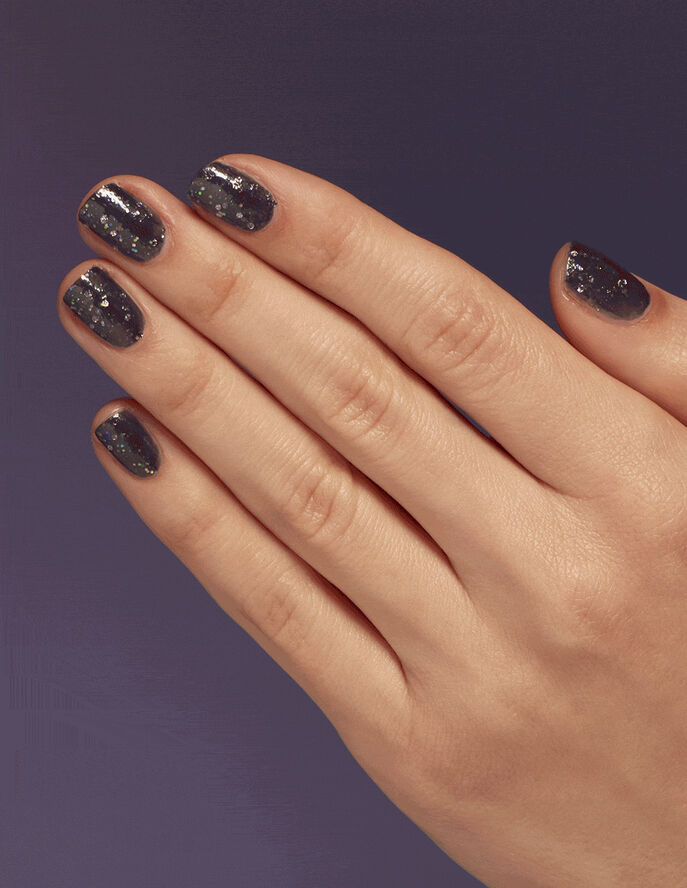 OPI Is - Hot & Coaled 15 ml
