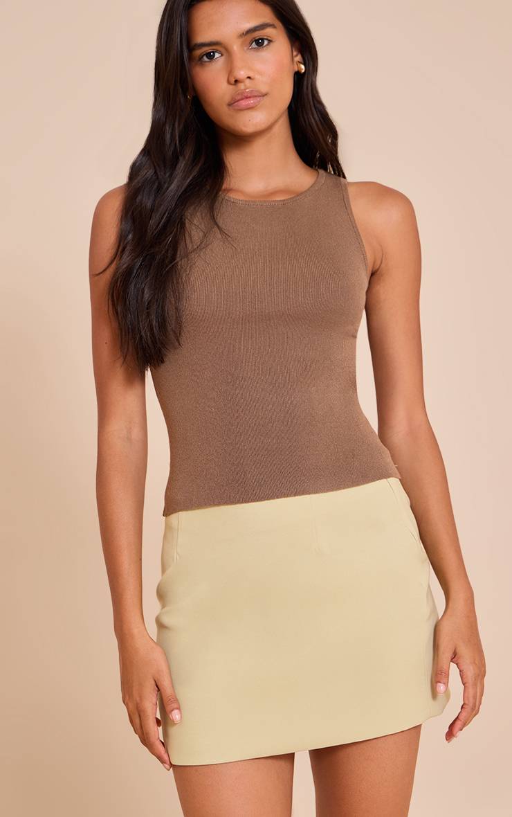 Vert Sauge Mini-jupe Taille Haute Évasée En Tissu Tissé