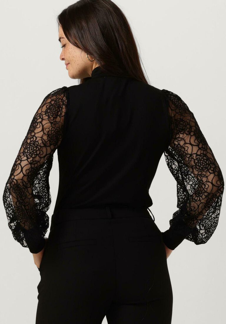 JANSEN AMSTERDAM zwarte jansen amsterdam blouse v107 top with lace sleeves and turtle neck