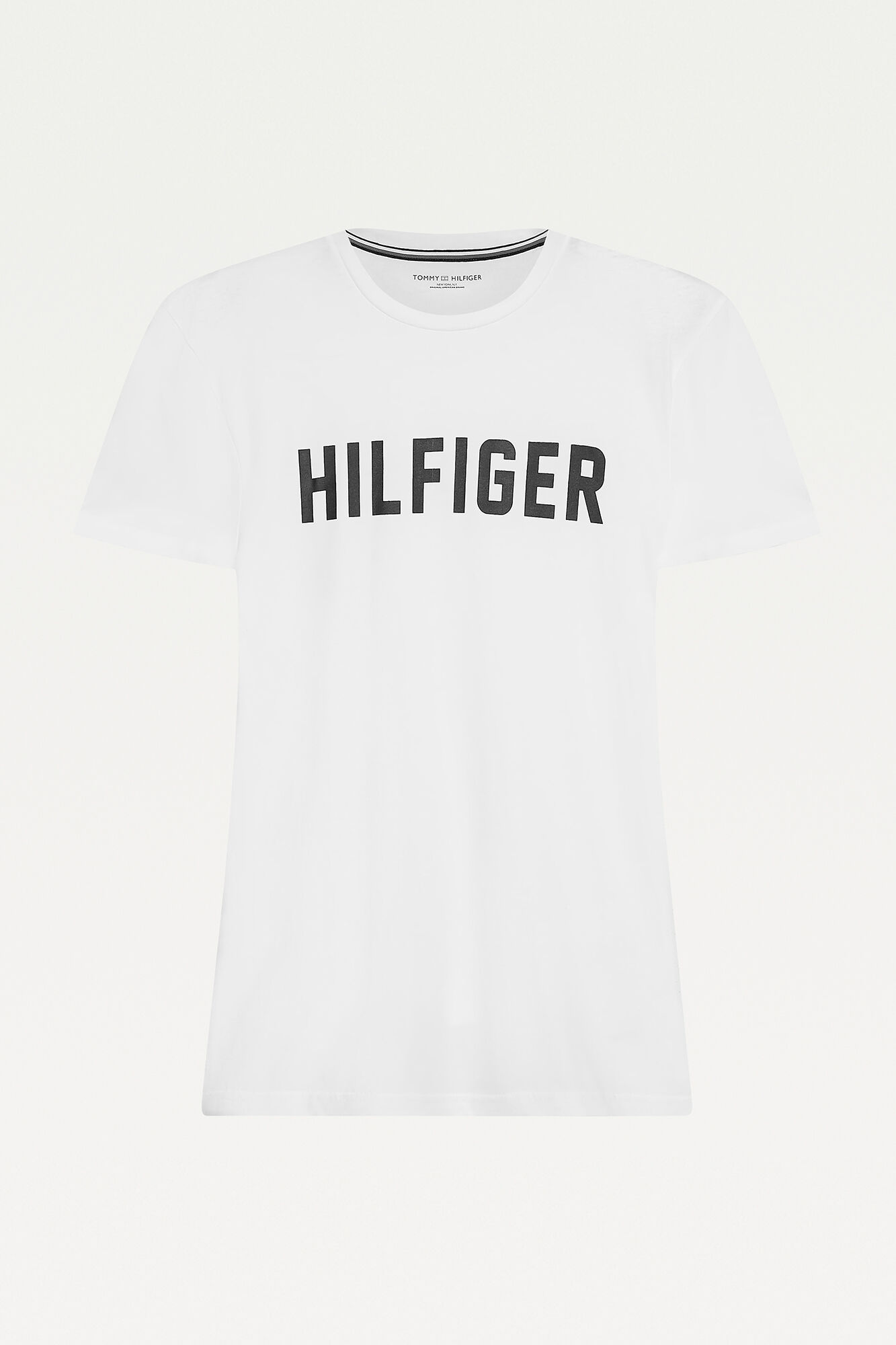 Camiseta branca de manga curta