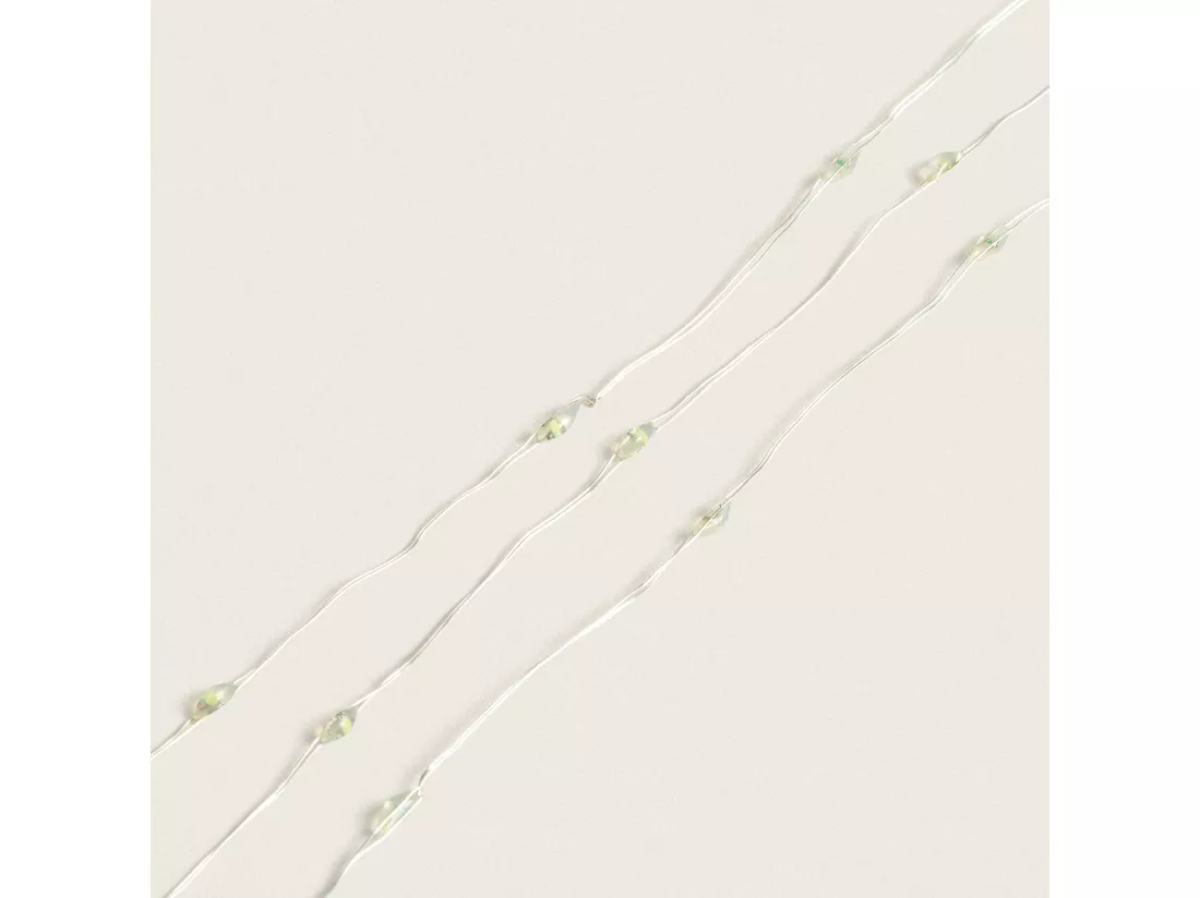 Guirlande LED Extérieur Fil de Fer à Piles Blanc Froid 2m Transparent