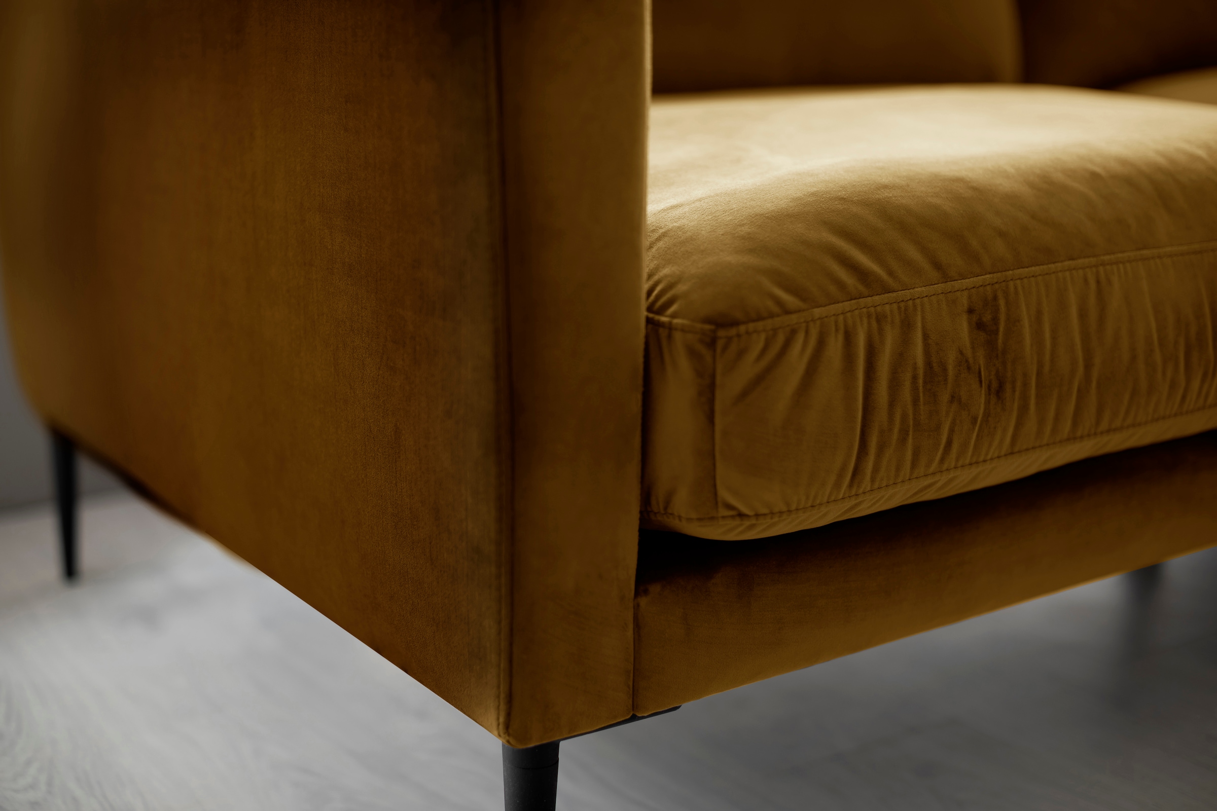 Trends by HG 3-Sitzer »Svea« mit Metallfuss, frei im Raum stellbar