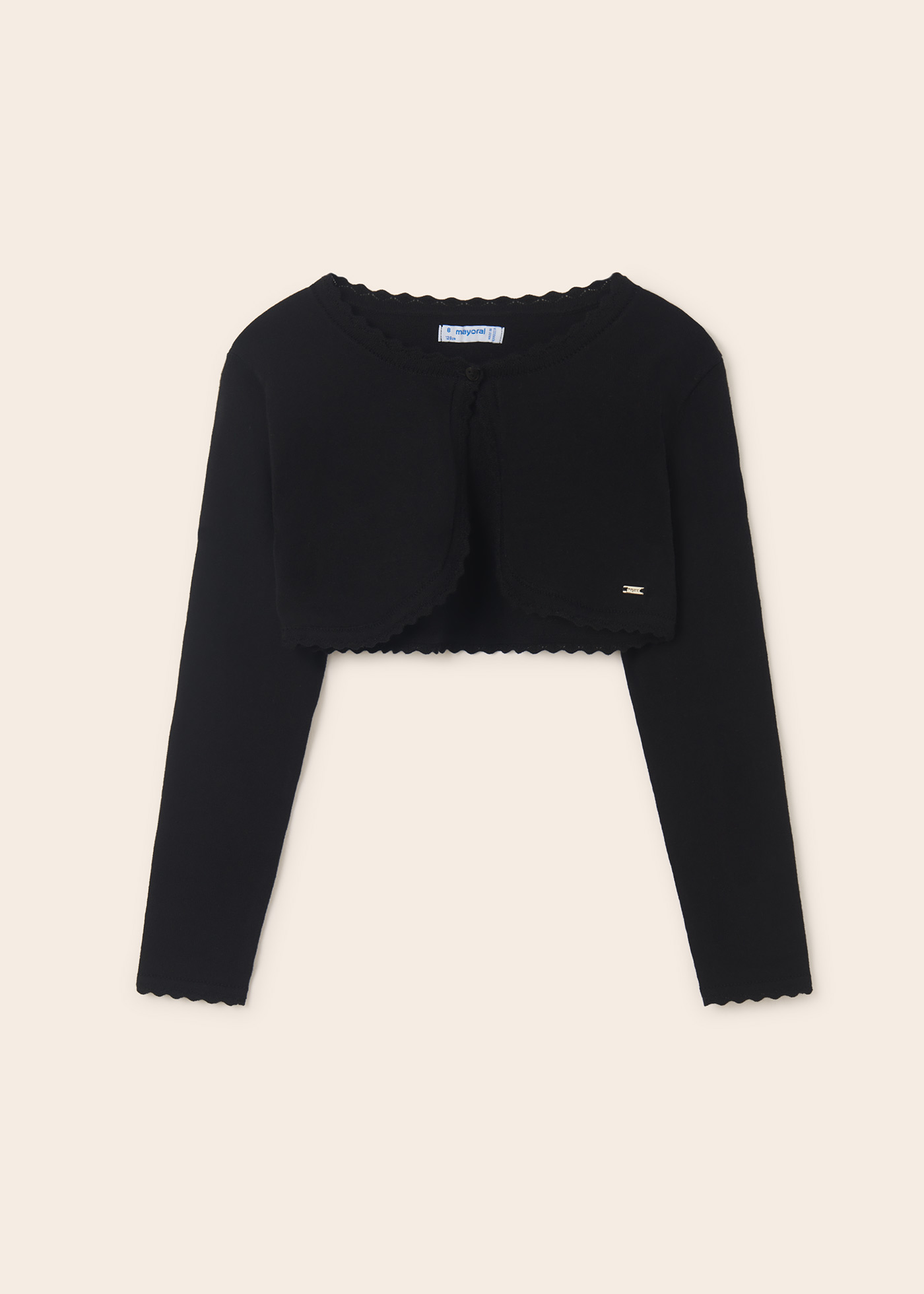 Casaquinho estilo bolero feito com algodão sustentável para meninas