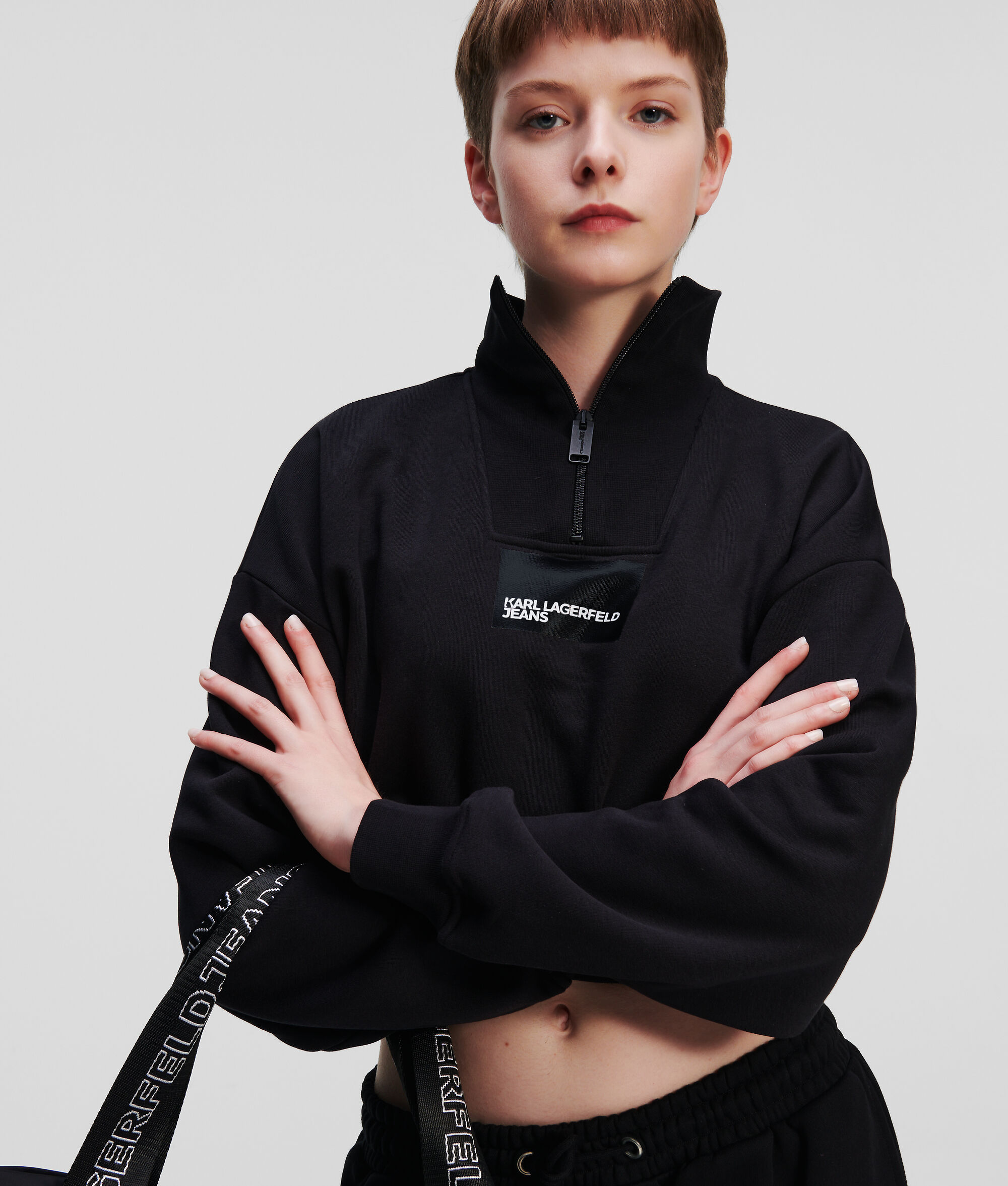 SWEAT-SHIRT CROPPED DEMI-ZIPPÉ KLJ