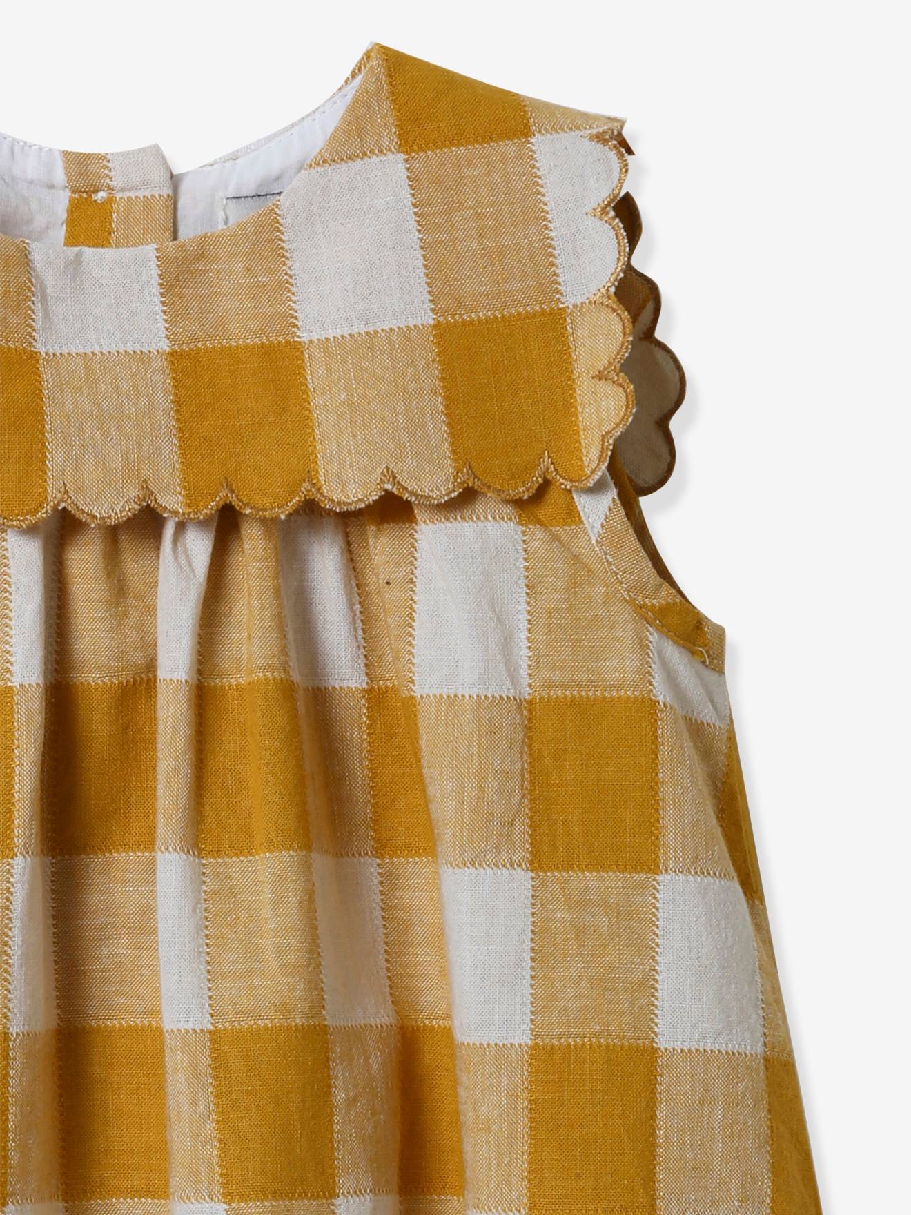 Vestido de bebê xadrez em linho e algodão