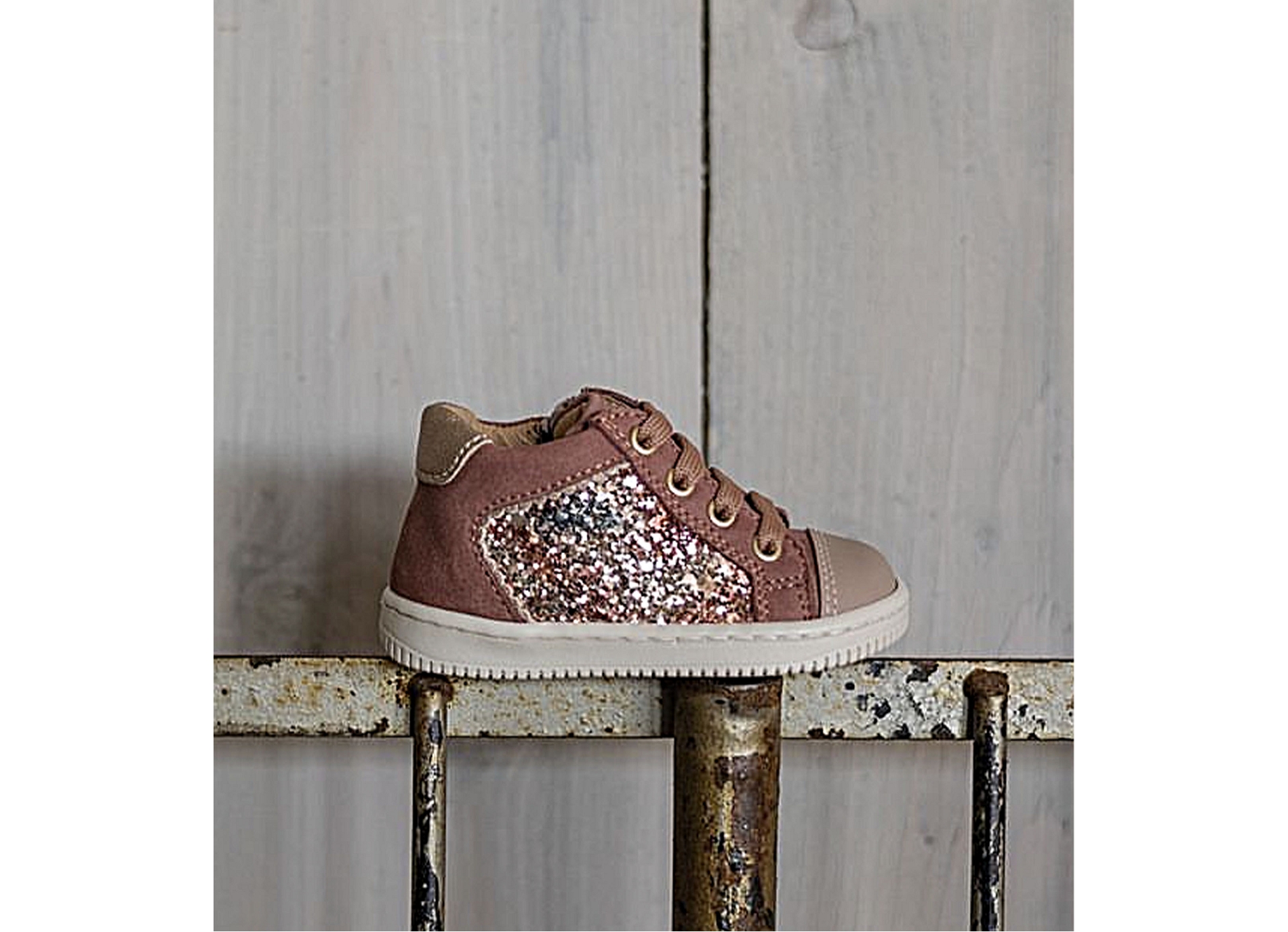 Frida zip rose