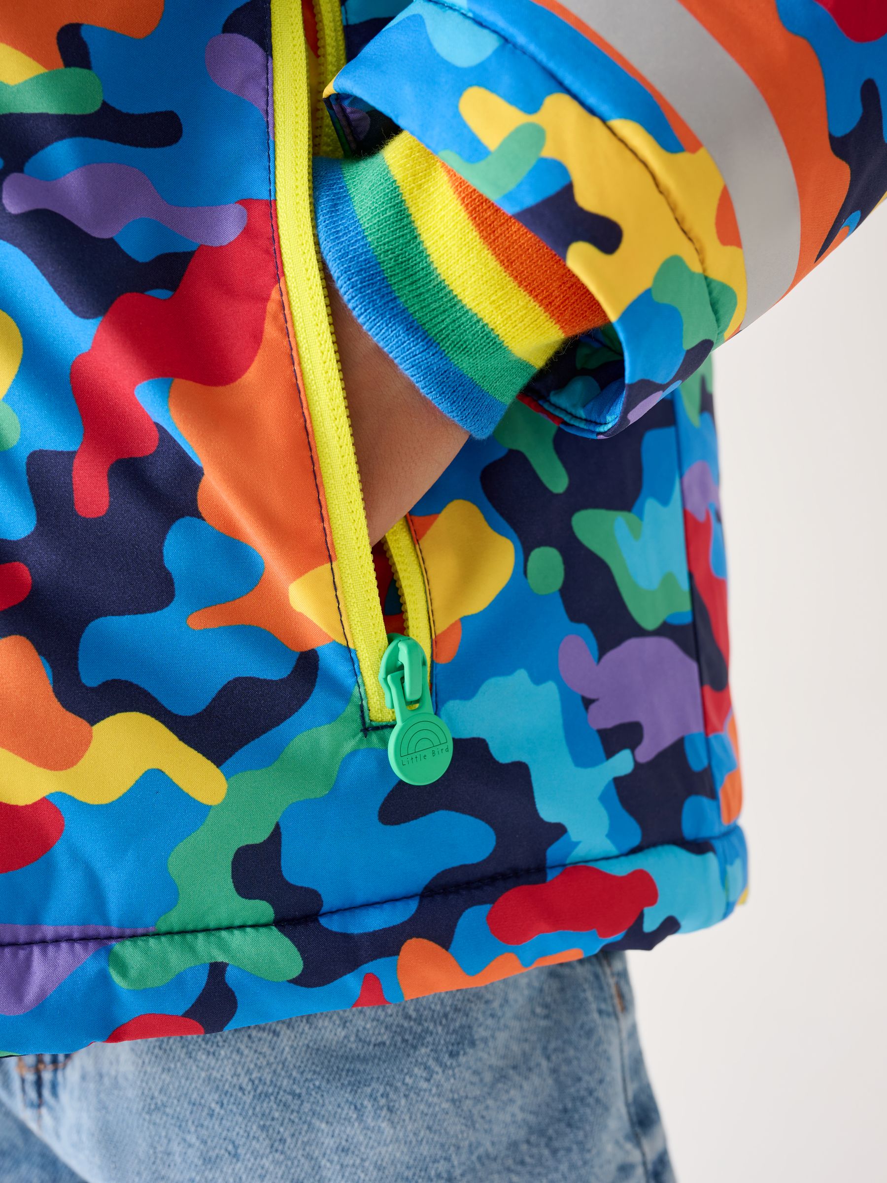 Little Bird by Jools Oliver Regenbestendig gewatteerde jas met camouflageprint en capuchon van imitatiebont