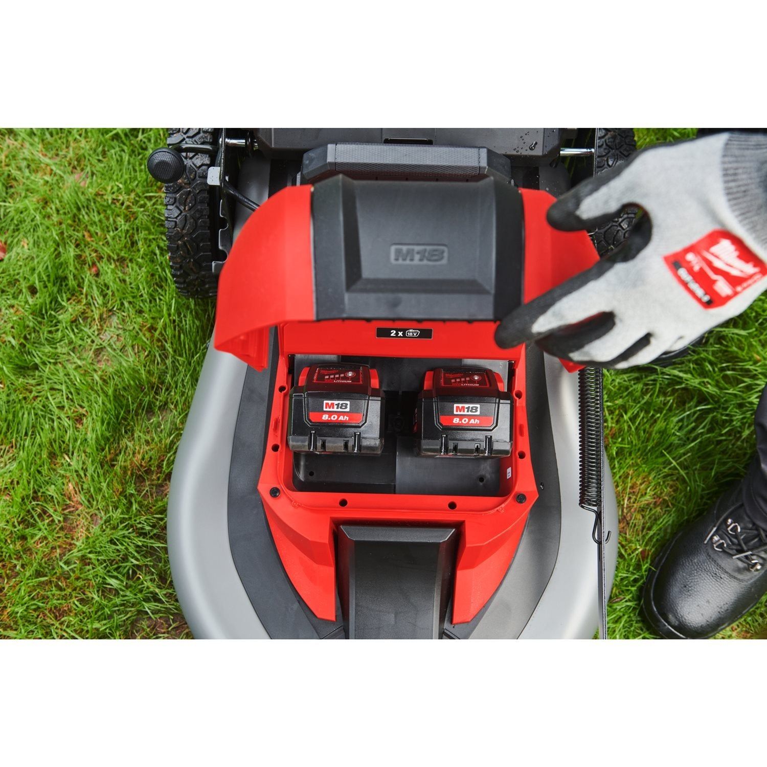 Milwaukee M18 FUEL™ F2LM46-0 Accu grasmaaier 46cm met wielaandrijving 2x18V Basic Body - 4933492010