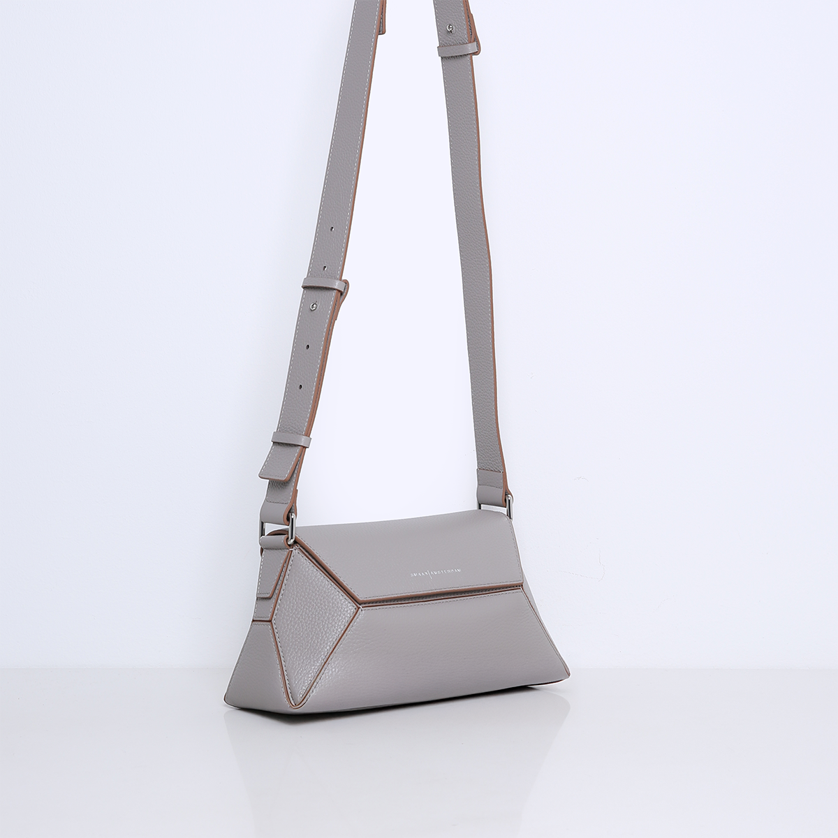 IZZY | TAUPE