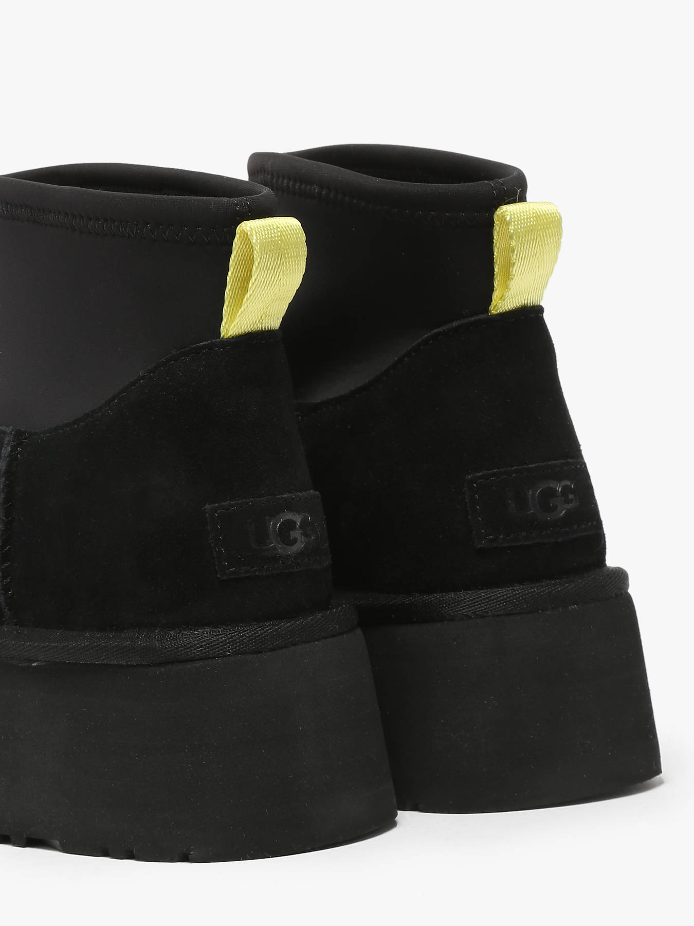 Boots Classic Mini Dipper semelle compense en cuir UGG