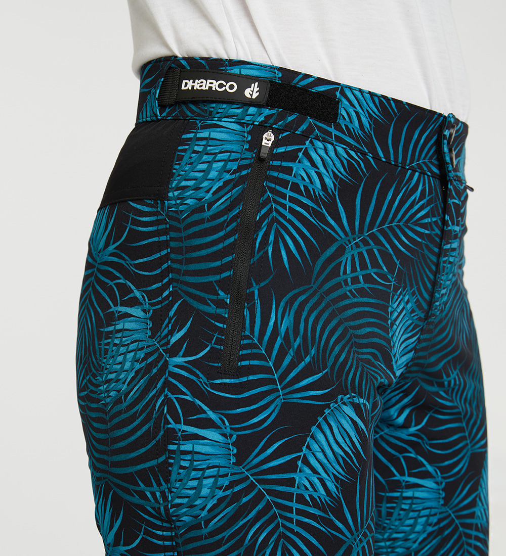 Womens Gravity Shorts