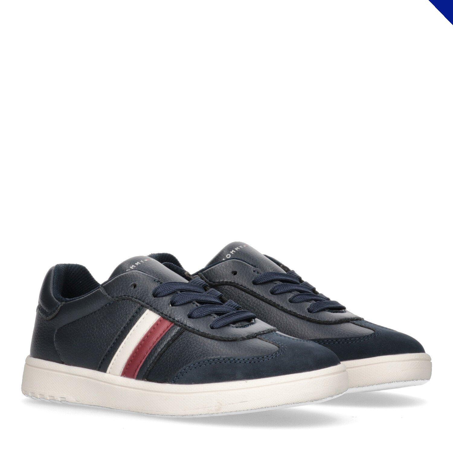 Tommy Hilfiger Flag Low Cut Trainers Juniors