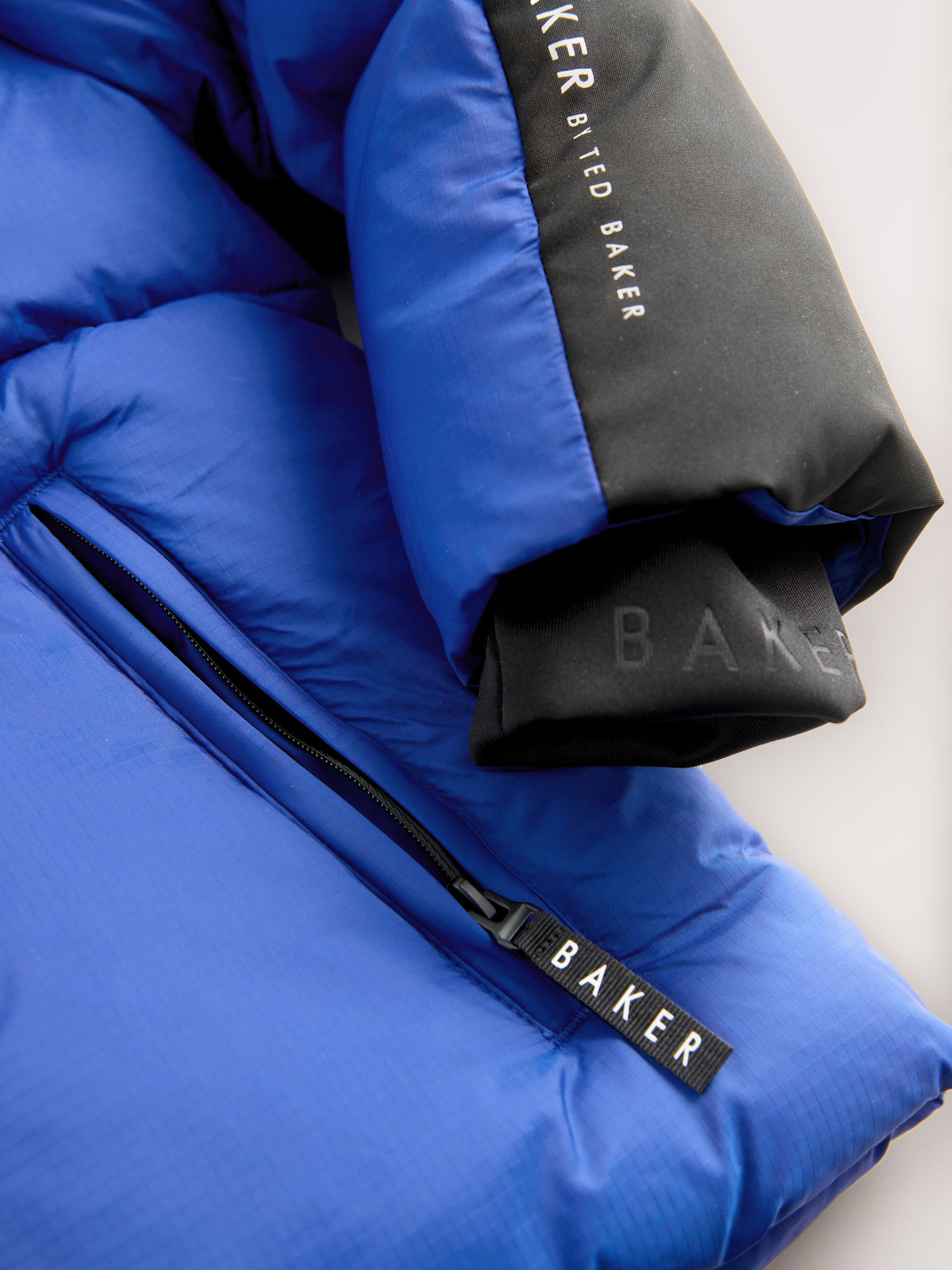 Blauw/Zwart - Baker By Ted Baker Shower Resistant Colourblock Padded Jackets
