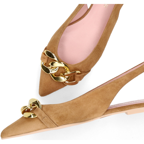 Pretty Ballerinas - Ella Marrón