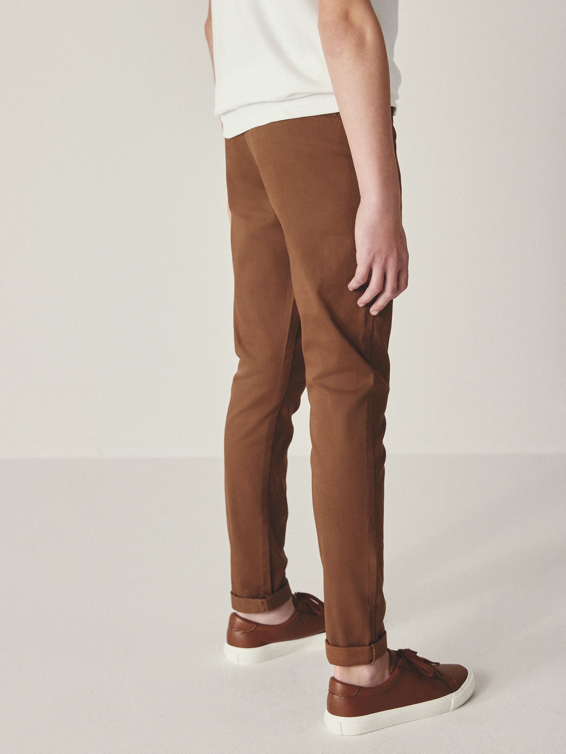 Roodbruin/lichtbruin - Stretchy chino's (3-17jr)