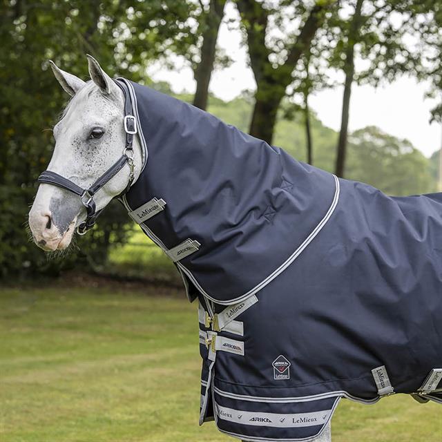 Deken LeMieux Turnout Arika Met Hals 200gr Donkerblauw