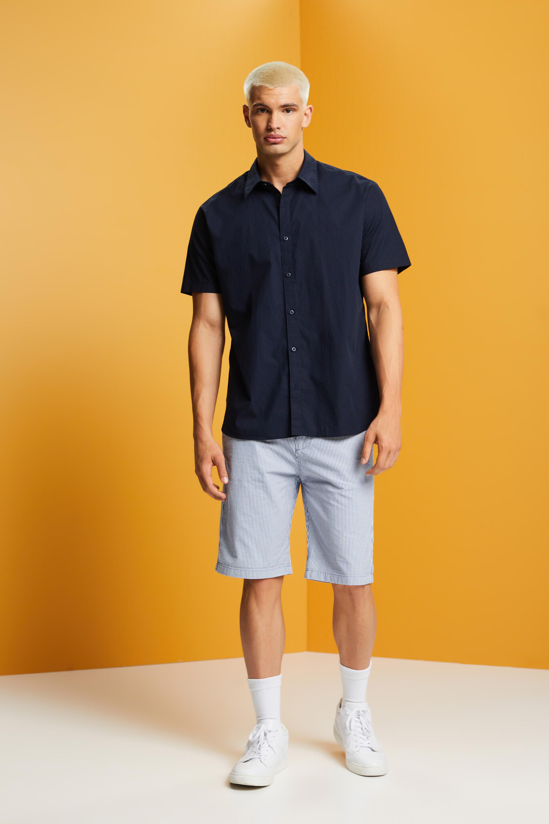 Chemise à manches courtes et col boutonné