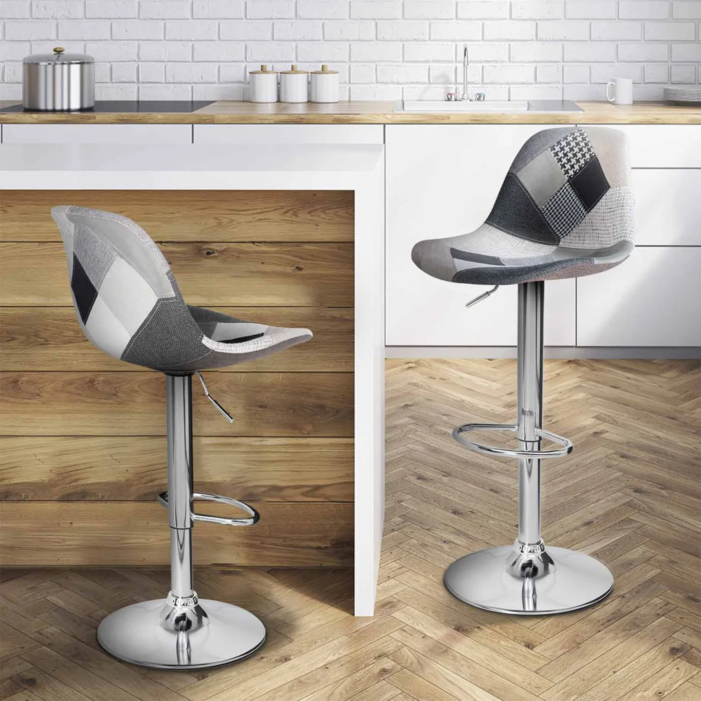 Lot de 2 tabourets de bar KARL design patchworks noirs, gris et blancs pied chromé