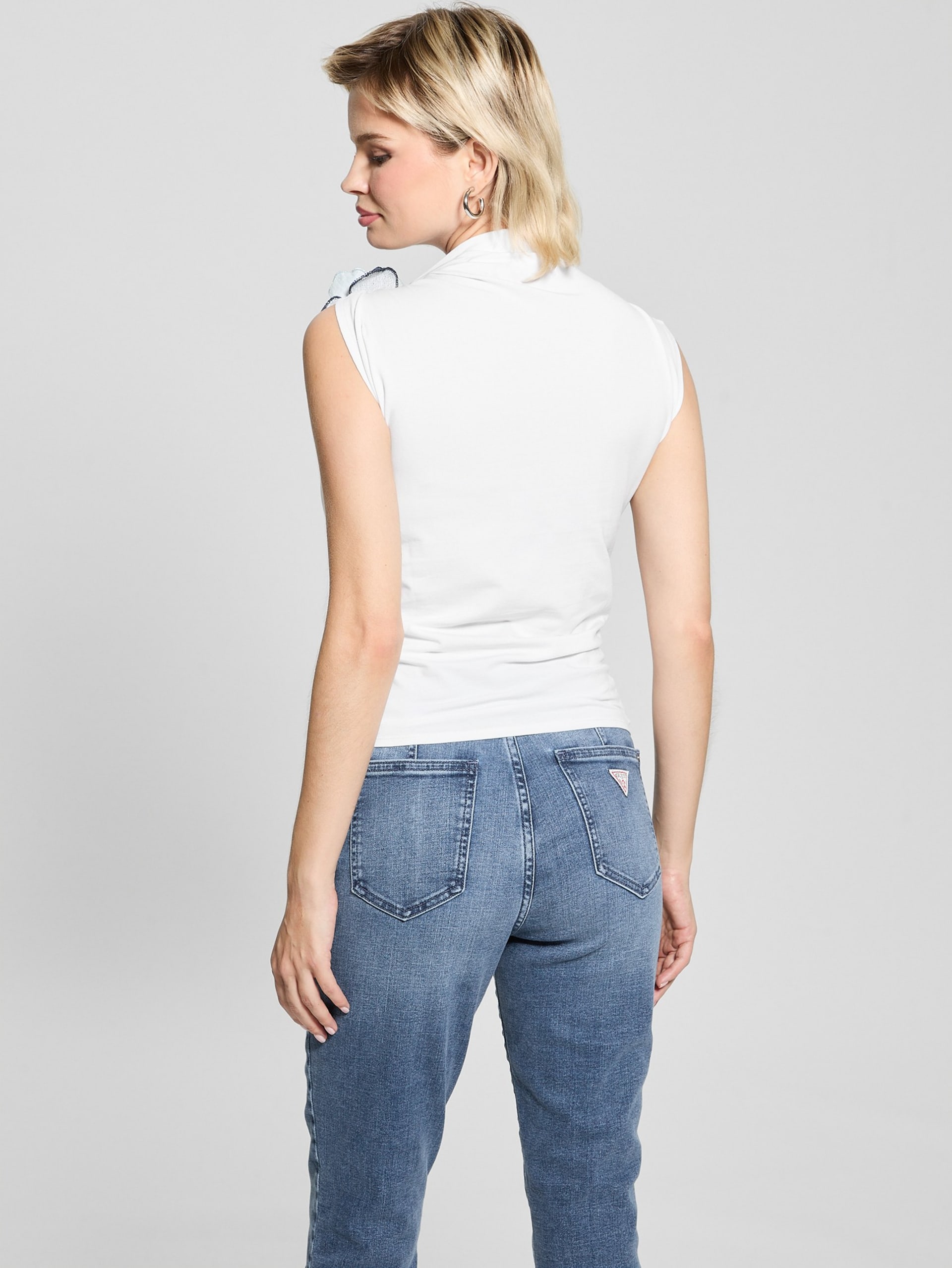 Topo Eco Ariane com Detalhe Floral