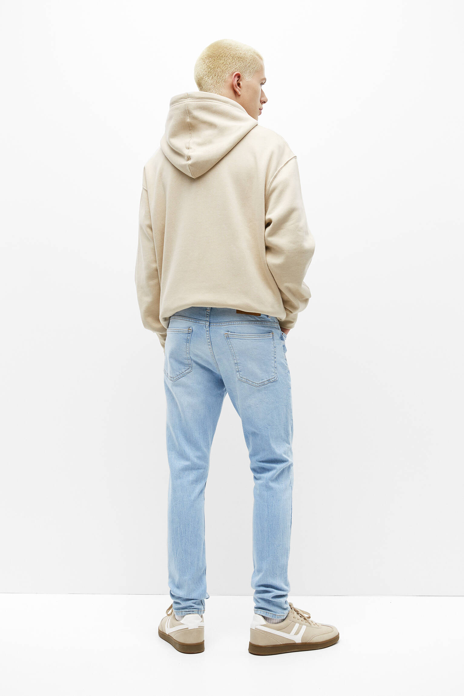 Calça jeans slim confortável - Celeste